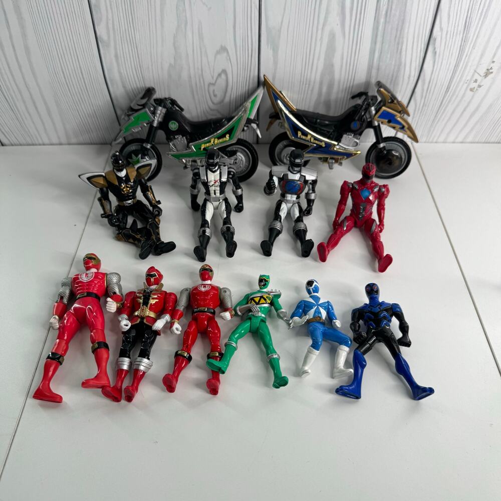 Vintage Power Rangers Lot (1997, 1993, 2000s) Set of 2 Motorcycles, 10 Figures